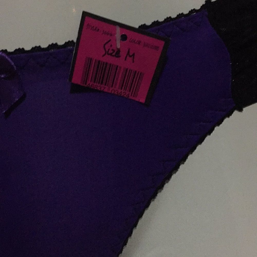 Perfection Lingerie Set   - Picture 4 of 8